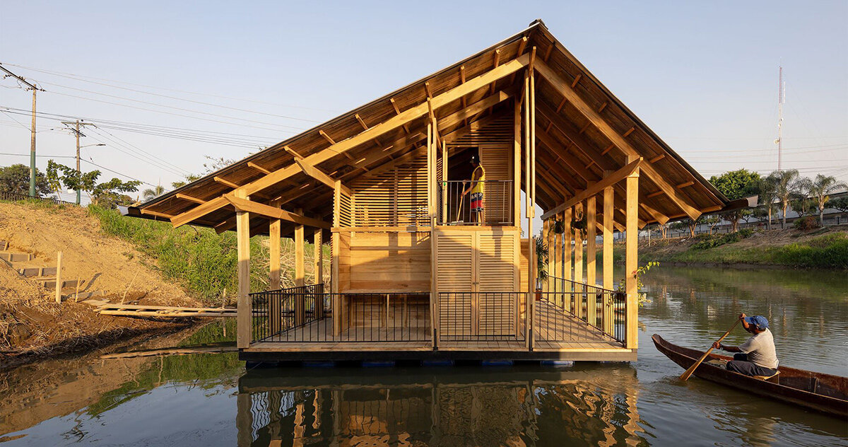 natura futura revives floating neighborhood of 'raft' homes in ecuador