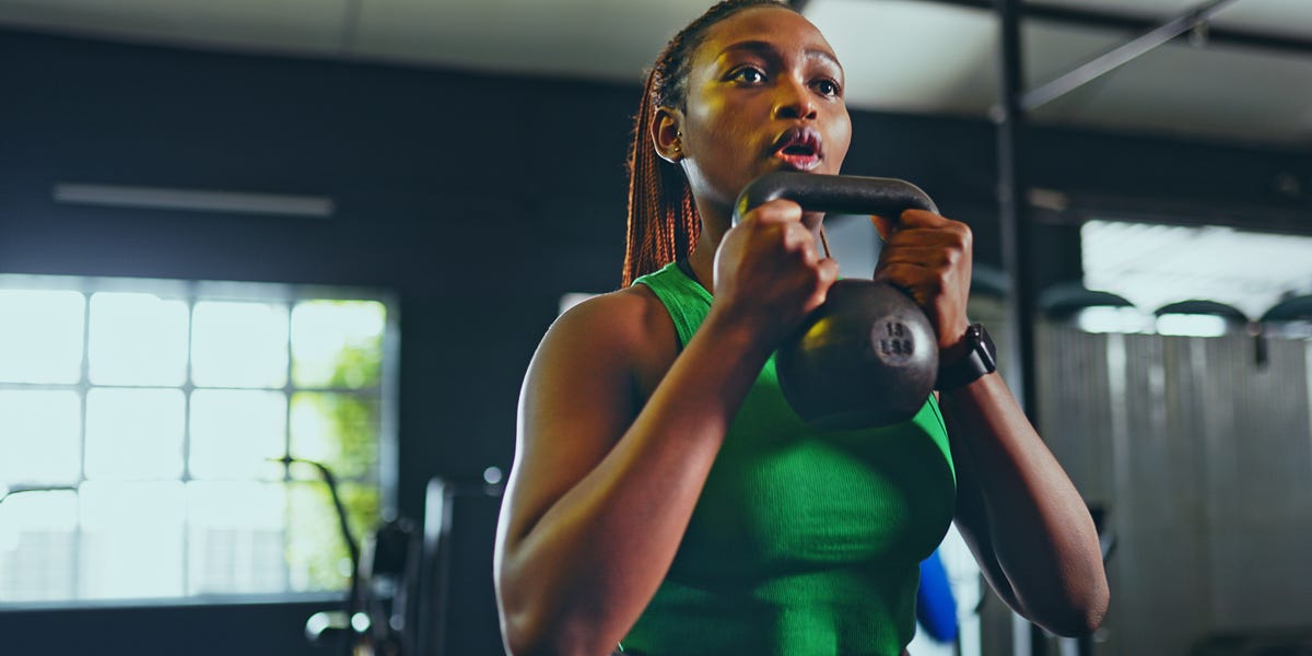 How To Build Muscle Effectively, According To Fitness Experts