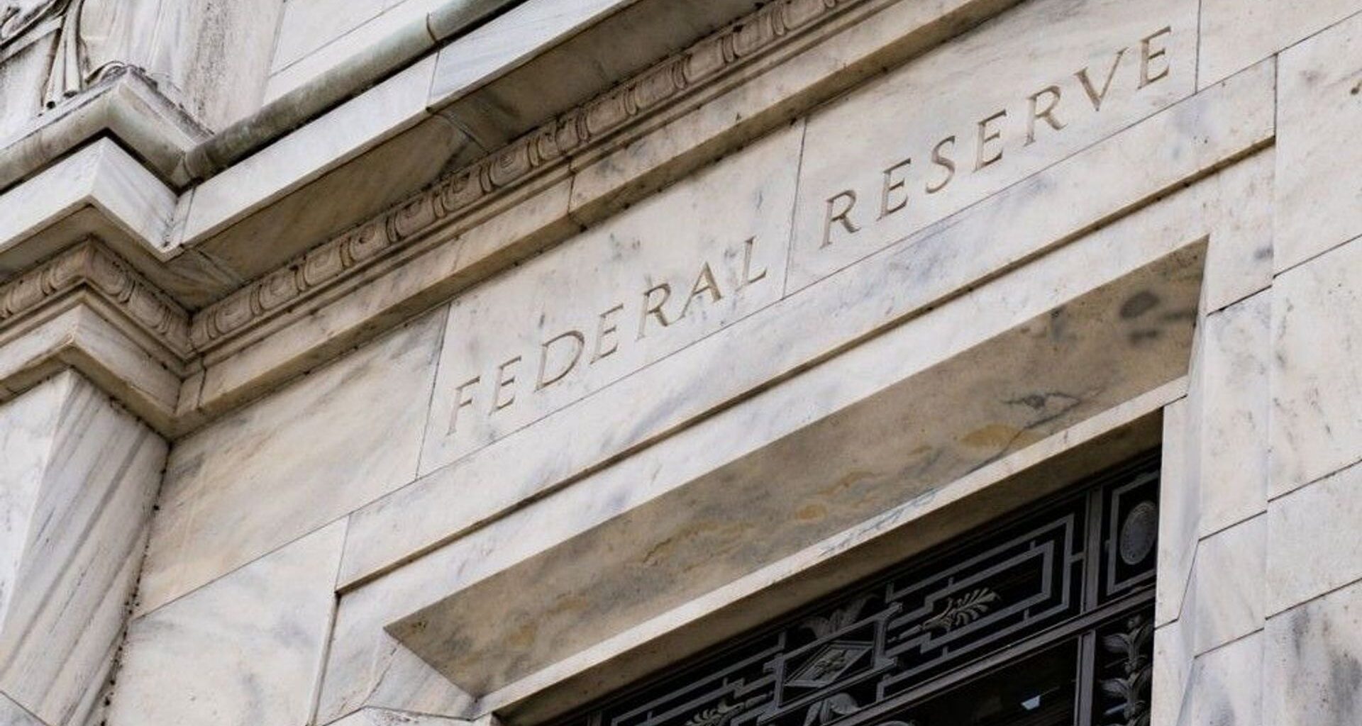 Fed sees continued jobs weakness but inflation worries rise, members have “strongly differing views” on December – Fed Minutes - KITCO