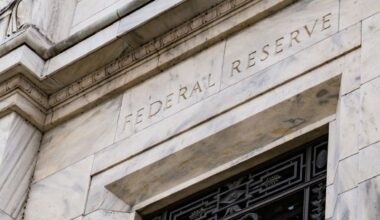 Fed sees continued jobs weakness but inflation worries rise, members have “strongly differing views” on December – Fed Minutes - KITCO