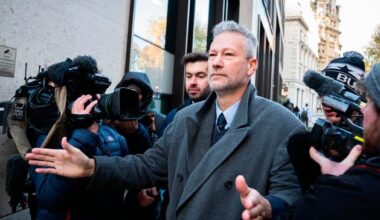 Vladimir Putin’s influence must be ‘weeded out’, UK defence minister says after ex-Reform leader Nathan Gill jailed for taking Russian bribes