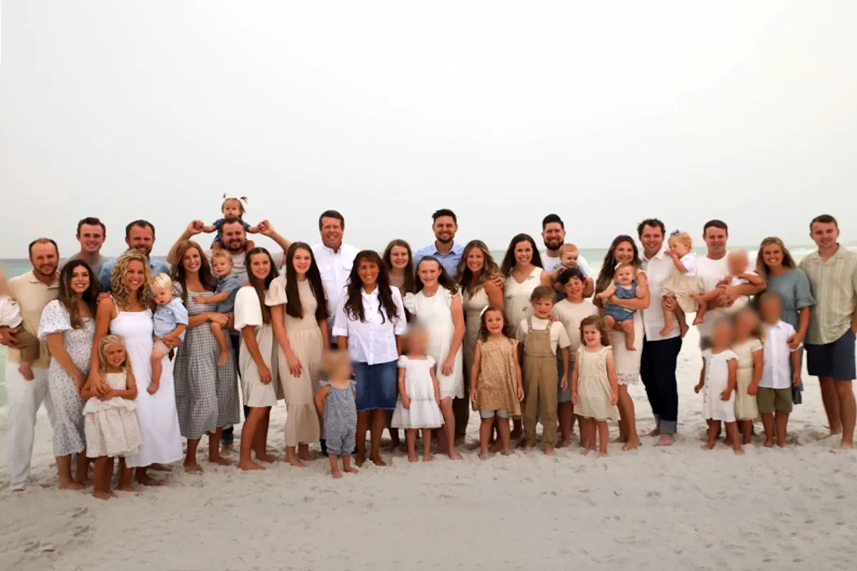 Jinger Duggar Says Dad Jim Bob Is Already Thinking About the '24 Billion Duggar Descendants' in the World as Family Keeps Growing