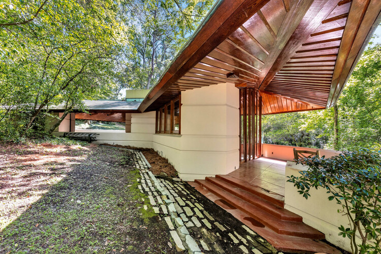 Frank Lloyd Wright’s Fountainhead Residence Purchased by the Mississippi Museum of Art and Prepared for Public Tours - Image 50 of 70
