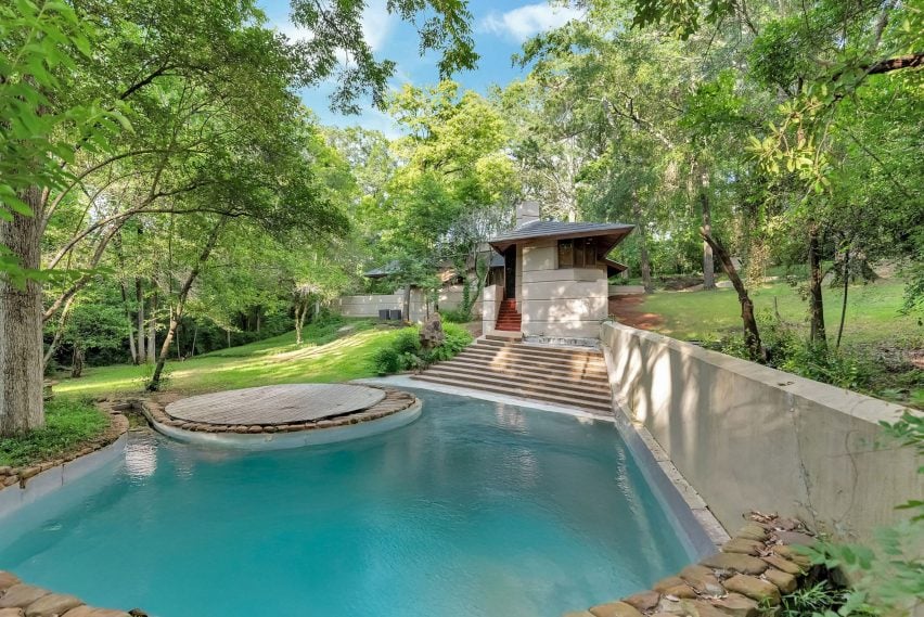 Mississippi Museum of Art purchase of FLW house