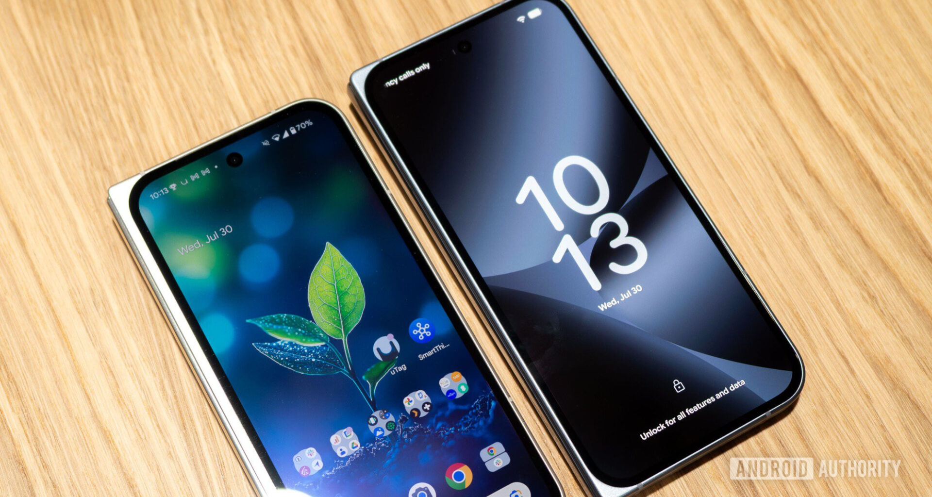 google pixel 10 pro fold moonstone vs 9 pro fold porcelain front display 2