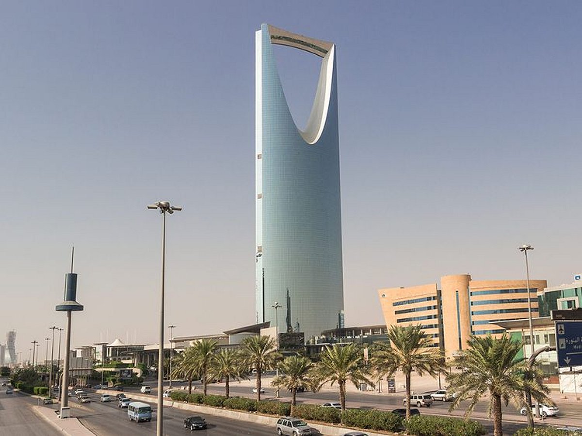Saudi Arabia grants premium residency to more than 100 entrepreneurs from 20 countries