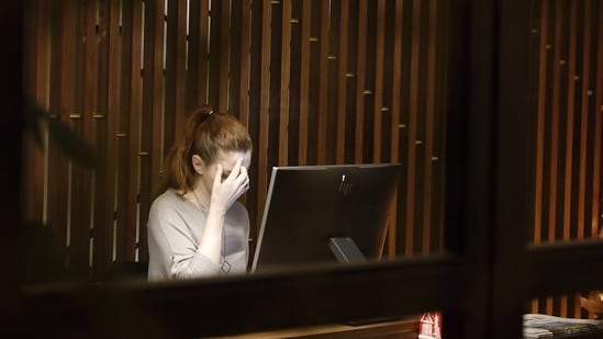 According to Dr Sood, peppermint oil can provide gentle relief for mild headaches. (Unsplash)