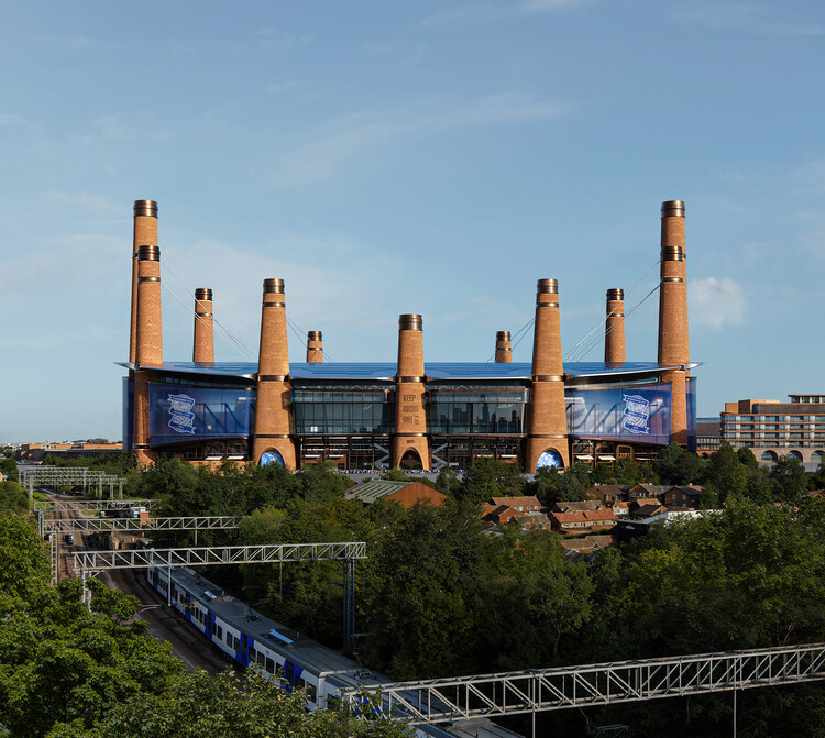 Heatherwick Studio and MANICA Reveal Stadium Design Defined by Twelve Brick Chimneys in Birmingham - Image 1 of 7