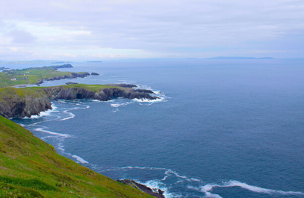 Amazon to build transatlantic subsea cables connecting Cork to Maryland - The Journal