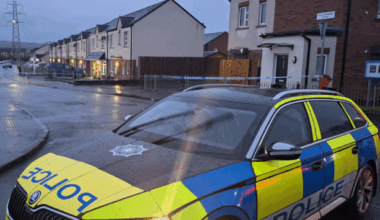 More than 20 homes evacuated in Derry this morning after two 'suspect devices' found - The Journal