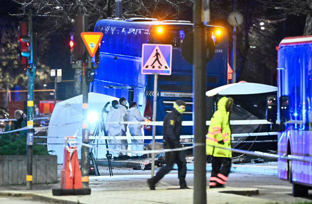 Several people killed as Stockholm bus crashes into pedestrians - The Journal