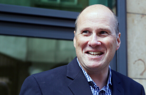 Ivan Yates to tell TDs he is 'flabbergasted' at attention his media training role has received - The Journal