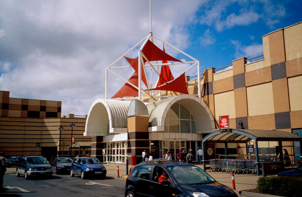 Planning green light for paid parking at Blanchardstown shopping centre despite local protest - The Journal