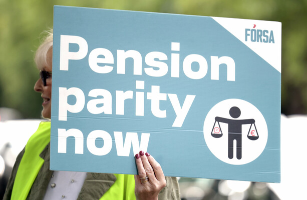Pension talks for caretakers and secretaries have broken down, trade union says