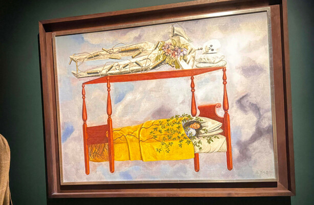 Frida Kahlo painting sells for over $54 million, setting new record for female artists - The Journal