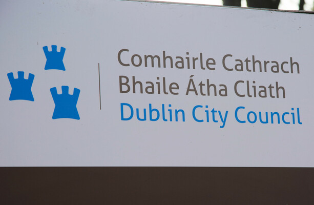 Men working for Dublin City Council earning around 5% more on average than women - The Journal