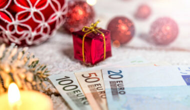 Majority of households have less money to spend this Christmas than they did last year