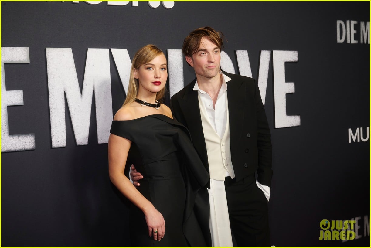 jennifer lawrence robert pattinson die my love premiere 025228797