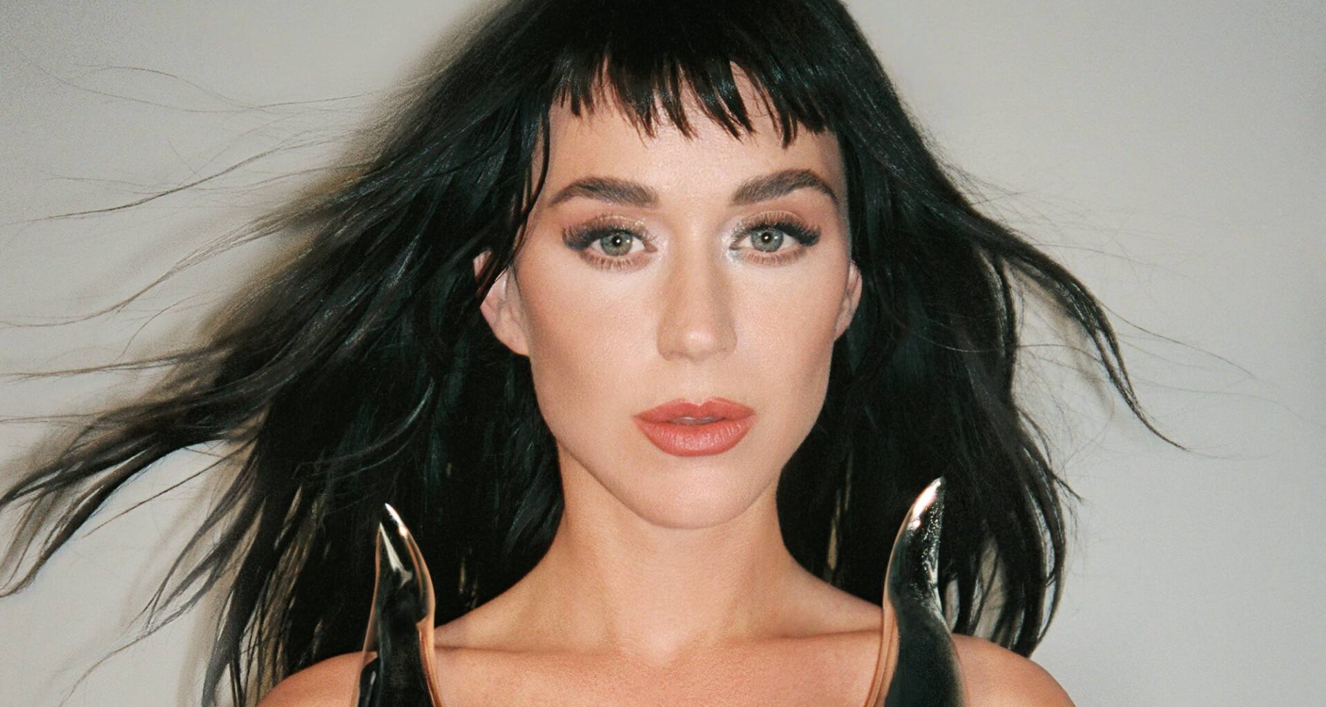 Katy Perry pays homage to 'Final Destination' in video for new single 'Bandaids'