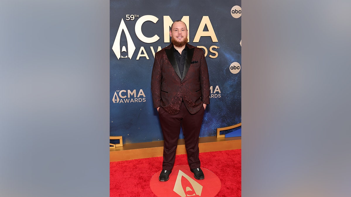 Luke Combs at the CMA Awards 2025 red carpet