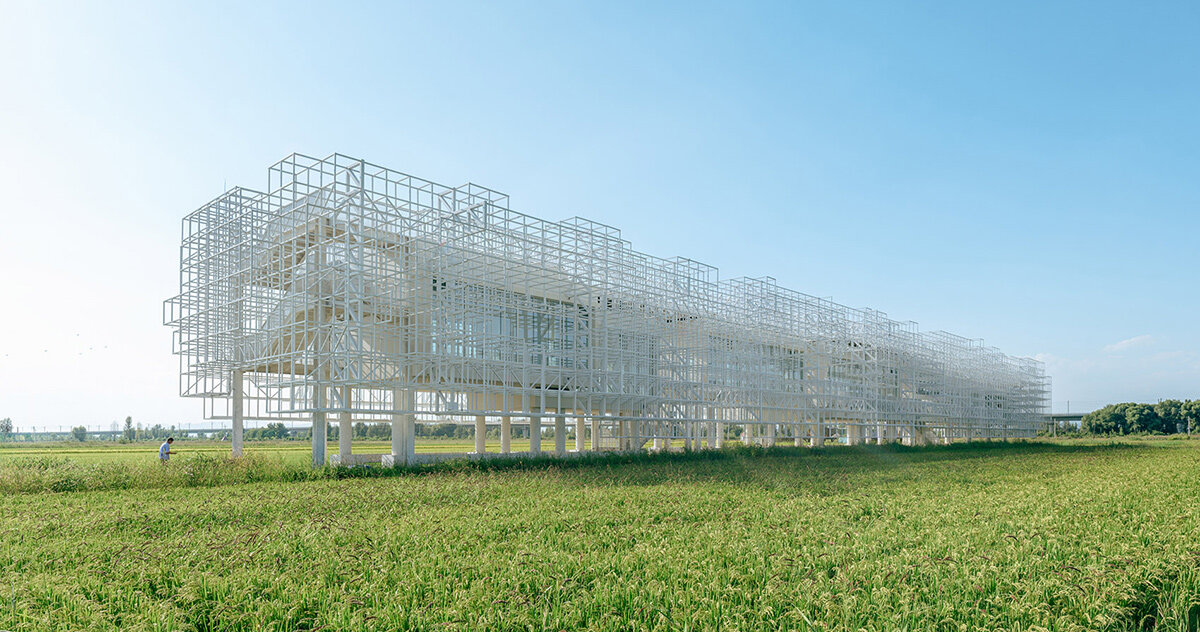 BUZZ revives concrete ruin to bring pixelated community space to rural china