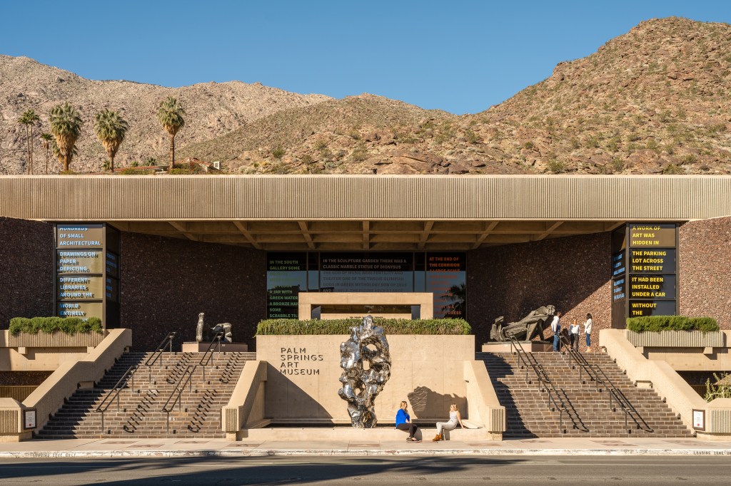 Trustees Bolt From Palm Springs Museum After Contested Director Hire