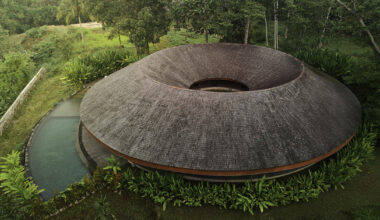 ring-shaped villa by alexis dornier wraps around courtyard in bali