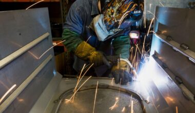 Americans' economic anxiety grows as job security concerns join affordability worries