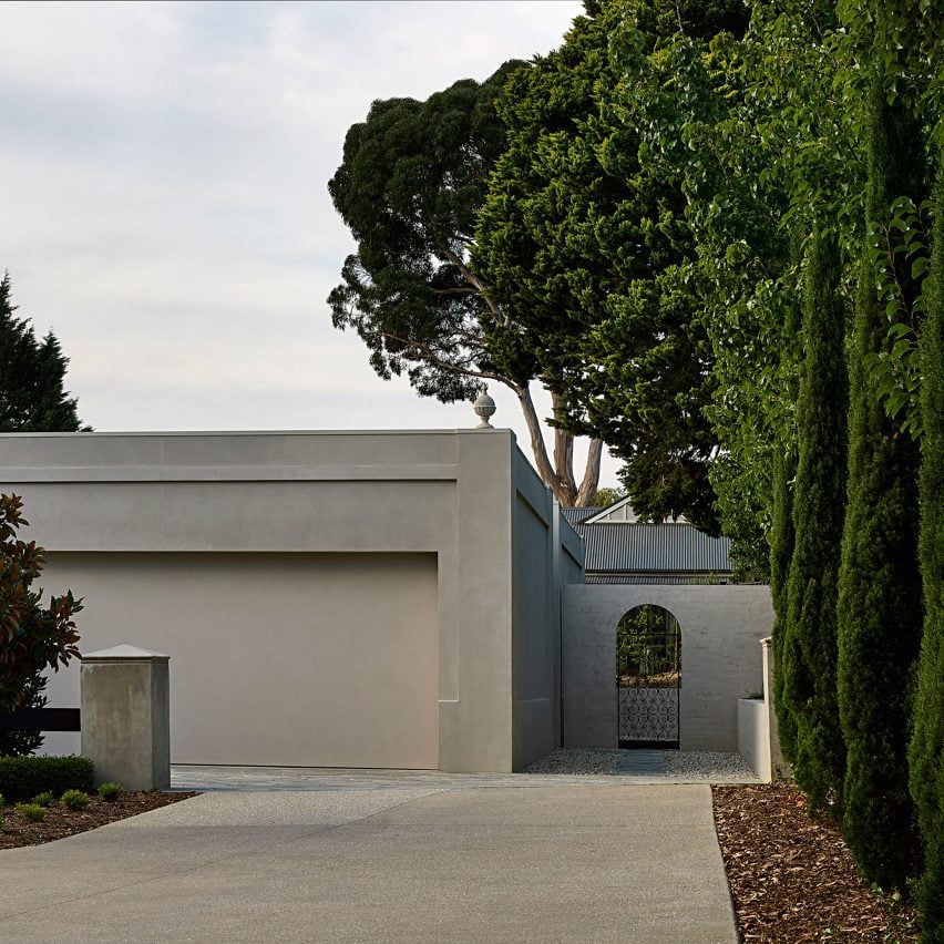 Woodend house in Victoria, Australia designed by David Hicks