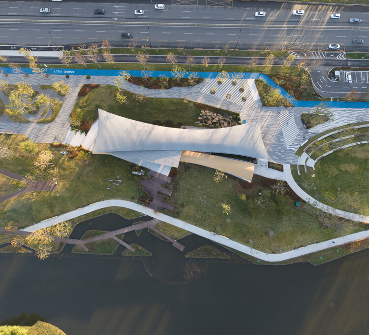 Yangjia River Greening Enhancement  - Buildings NO.4 / YIIIE Architects - Image 9 of 40