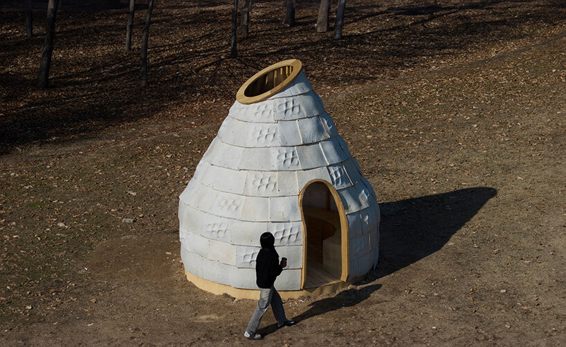 yong ju lee grows bio-integrated pavilion from mycelium using robotic 3D printing in seoul