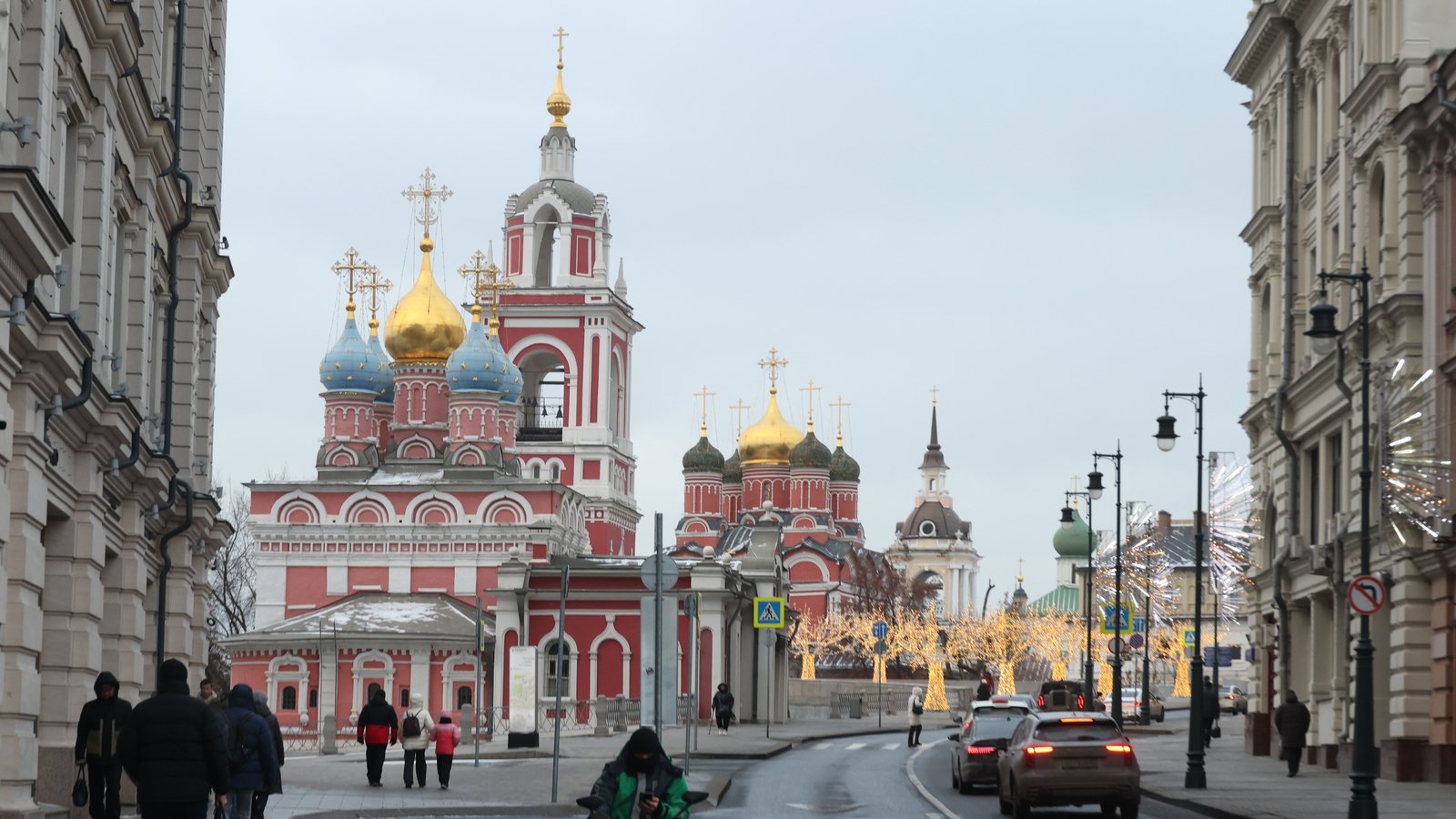 Two police officers killed in Moscow explosion