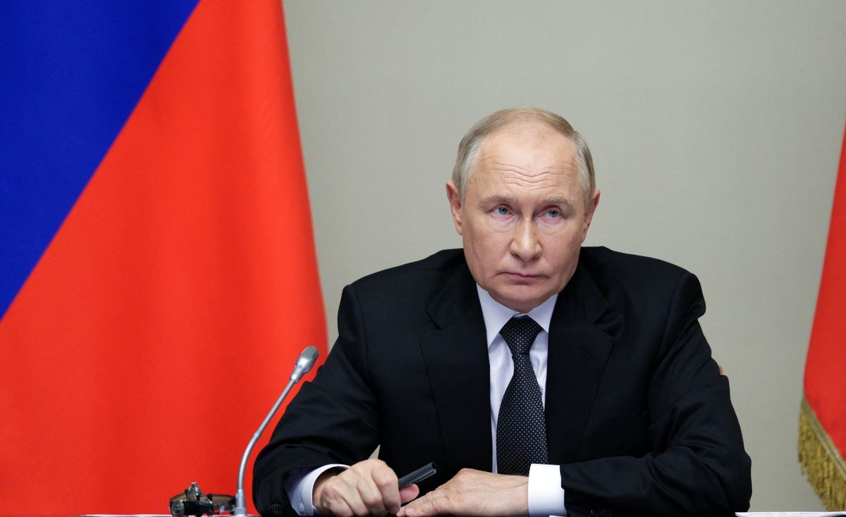  Russia's President Vladimir Putin chairs a meeting regarding the situation in the Kursk region