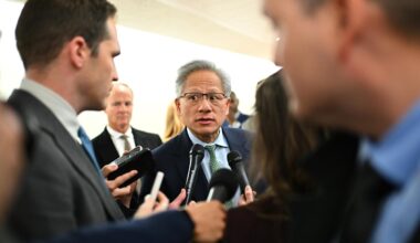 Nvidia’s Huang Unsure Whether China Would Accept H200 Chips