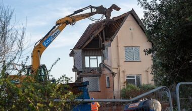 Just three months after this handsome sea view mansion was sold at auction for a knock-down £200,000, it was demolished. The bidder at auction withdrew after the rapid acceleration of erosion which left it near a cliff face