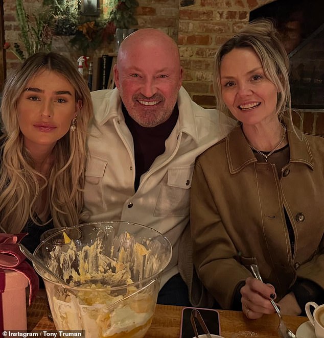 The actress has remained on good terms with her ex after their split in 2006, and he shared on Instagram that she joined him and his partner Emilie Carter for the luxurious break