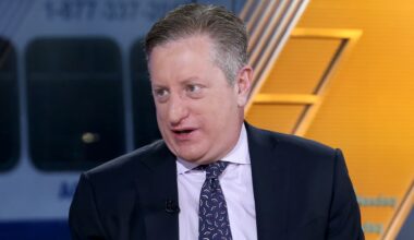 'Big Short' Steve Eisman is getting worried about the AI trade