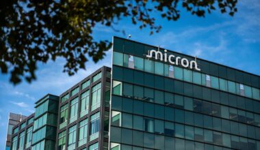 Micron forecasts surging revenue as memory demand for AI stays strong