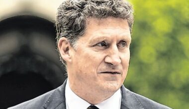 Lansdowne secures funding to pursue $100m claim against Government