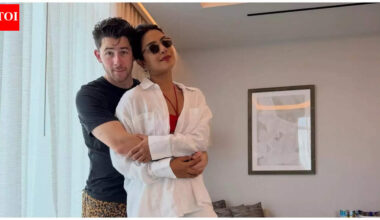 Nick Jonas shares his 'dream girl,' Priyanka Chopra's stunning picture, as the couple celebrates their 7th wedding anniversary |