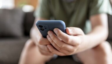 A smartphone is off my 11-year-old’s Santa?list – here’s why I’m putting my foot down