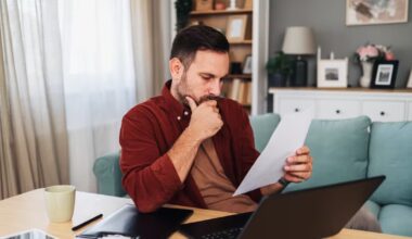 ‘Everyone treats me like I have a contagious disease.’ I have $500K in stock, earn $9.5K a month and want a good adviser to meet me in person. Help.