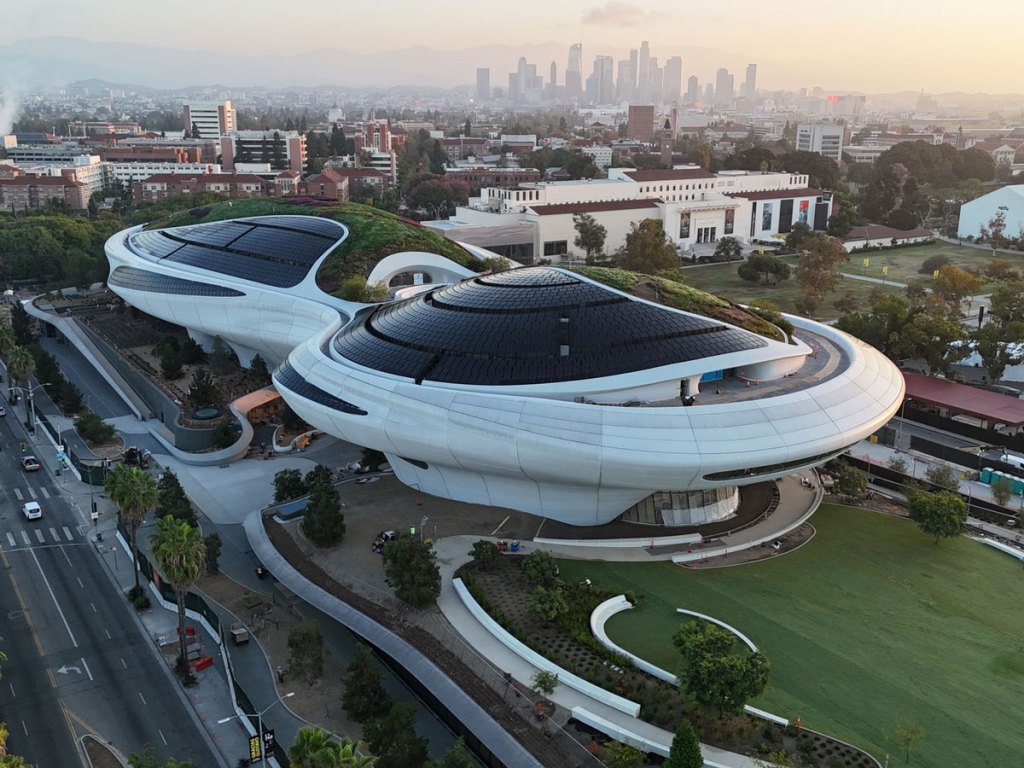 Lucas Museum Chief Curator Out, and More: Morning Links