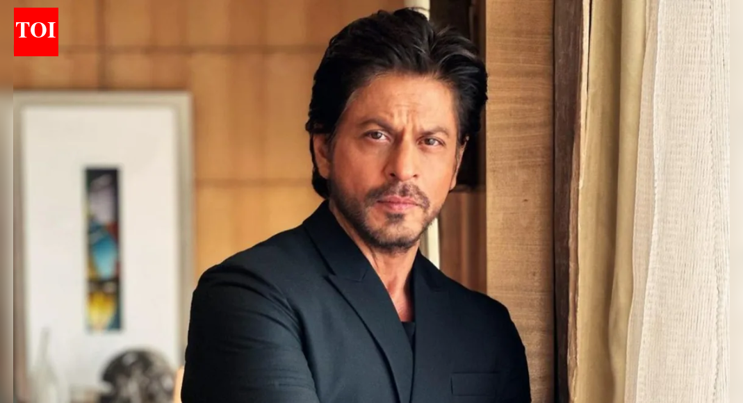 When Shah Rukh Khan recited his father's wise words, 'Joh kaam nahi karte woh kamaal karte hai' |