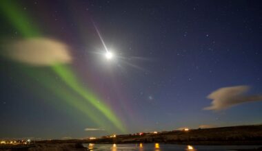 See Jupiter, The Moon, Aurora And ‘Shooting Stars’ On Sunday