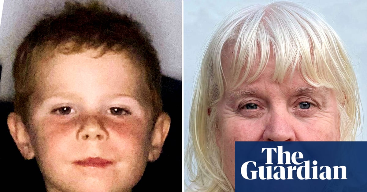 Murder inquiry under way after woman and child die in house fire in Co Offaly | Ireland