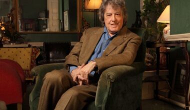 ‘You couldn’t have found an easier person to talk to, even though he was a genius’ – Irish theatre colleagues pay tribute to Tom Stoppard