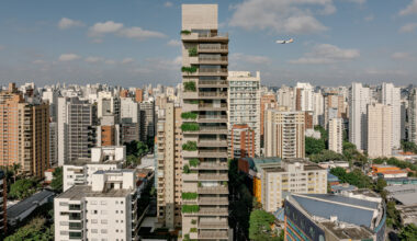 Ibaté Building / Studio Arthur Casas