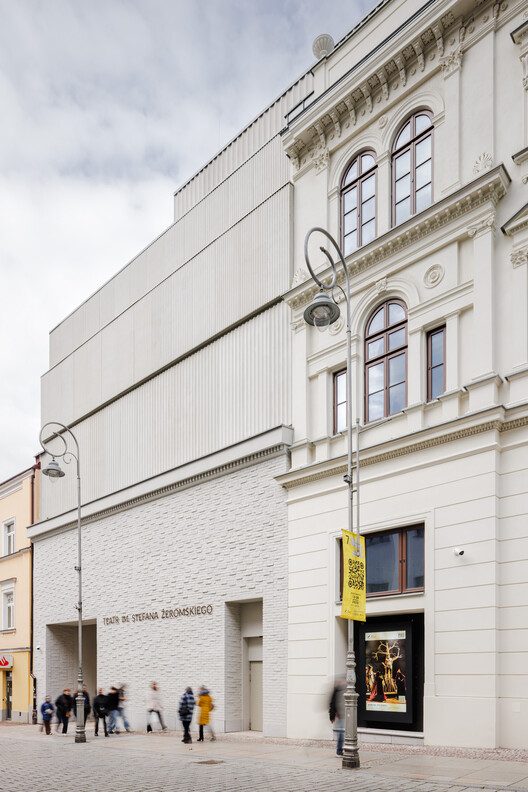 Stefan Żeromski Theatre  / WXCA - Exterior Photography