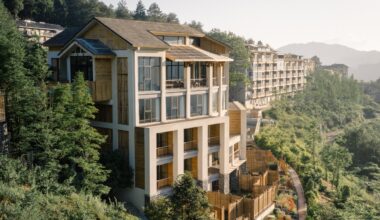 Clouhaus Hotel / RooMoo Design Studio